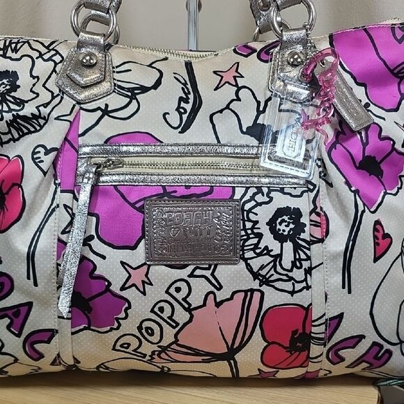 Coach Poppy Floral Graffiti Tote with Matching Wallet - Picture 2 of 16